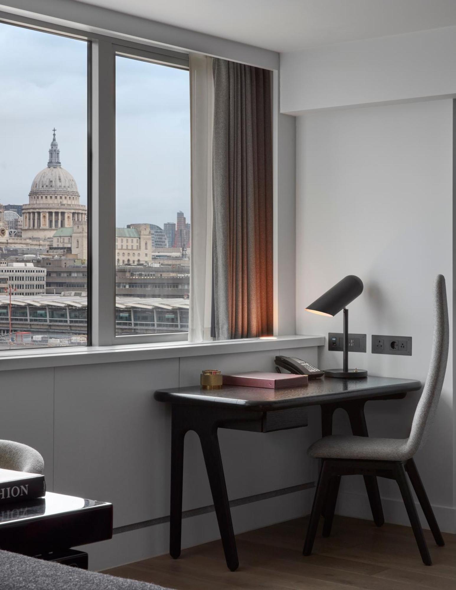 Suite con 1 Camera da Letto e Vista Fiume